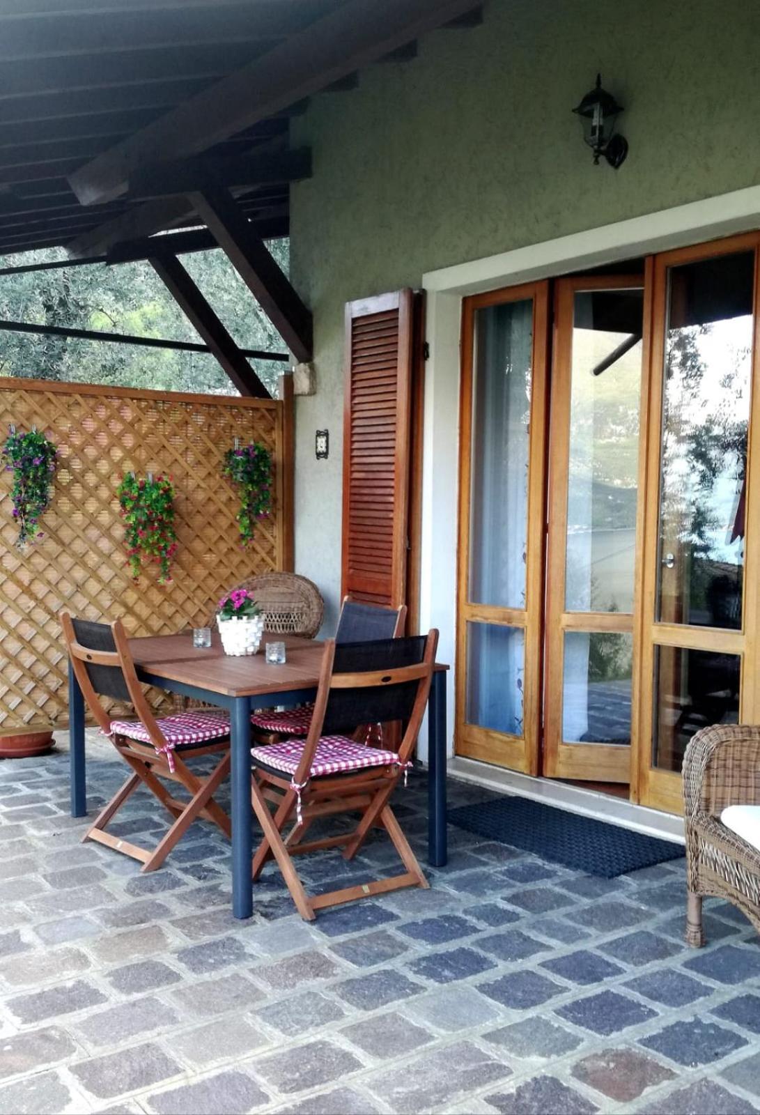 Appartamenti Helios Limone sul Garda Room photo