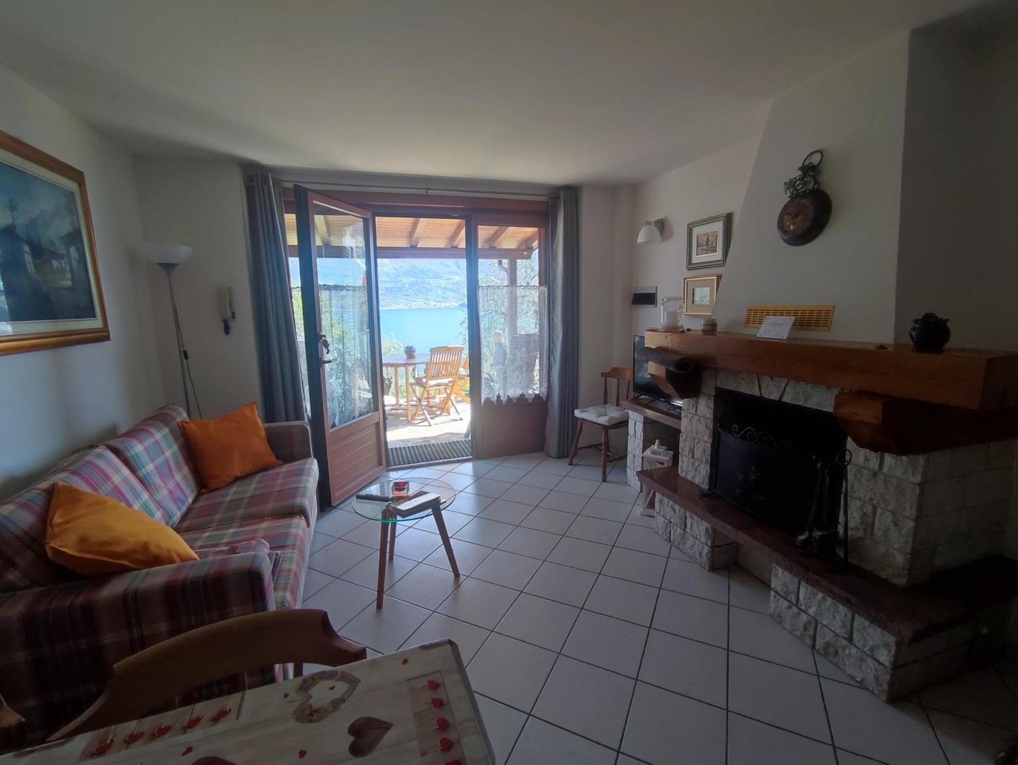 Appartamenti Helios Limone sul Garda Exterior photo