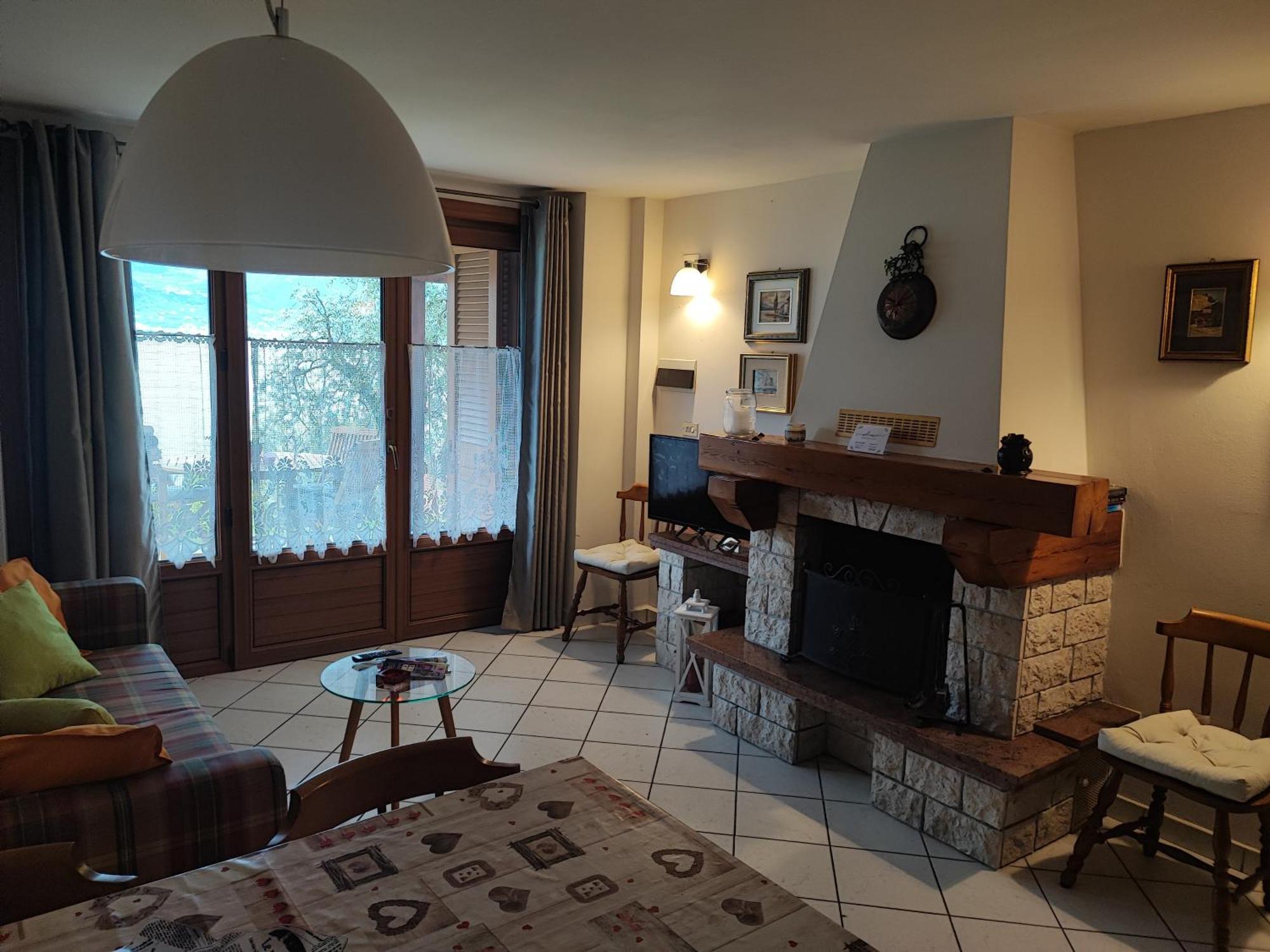 Appartamenti Helios Limone sul Garda Room photo
