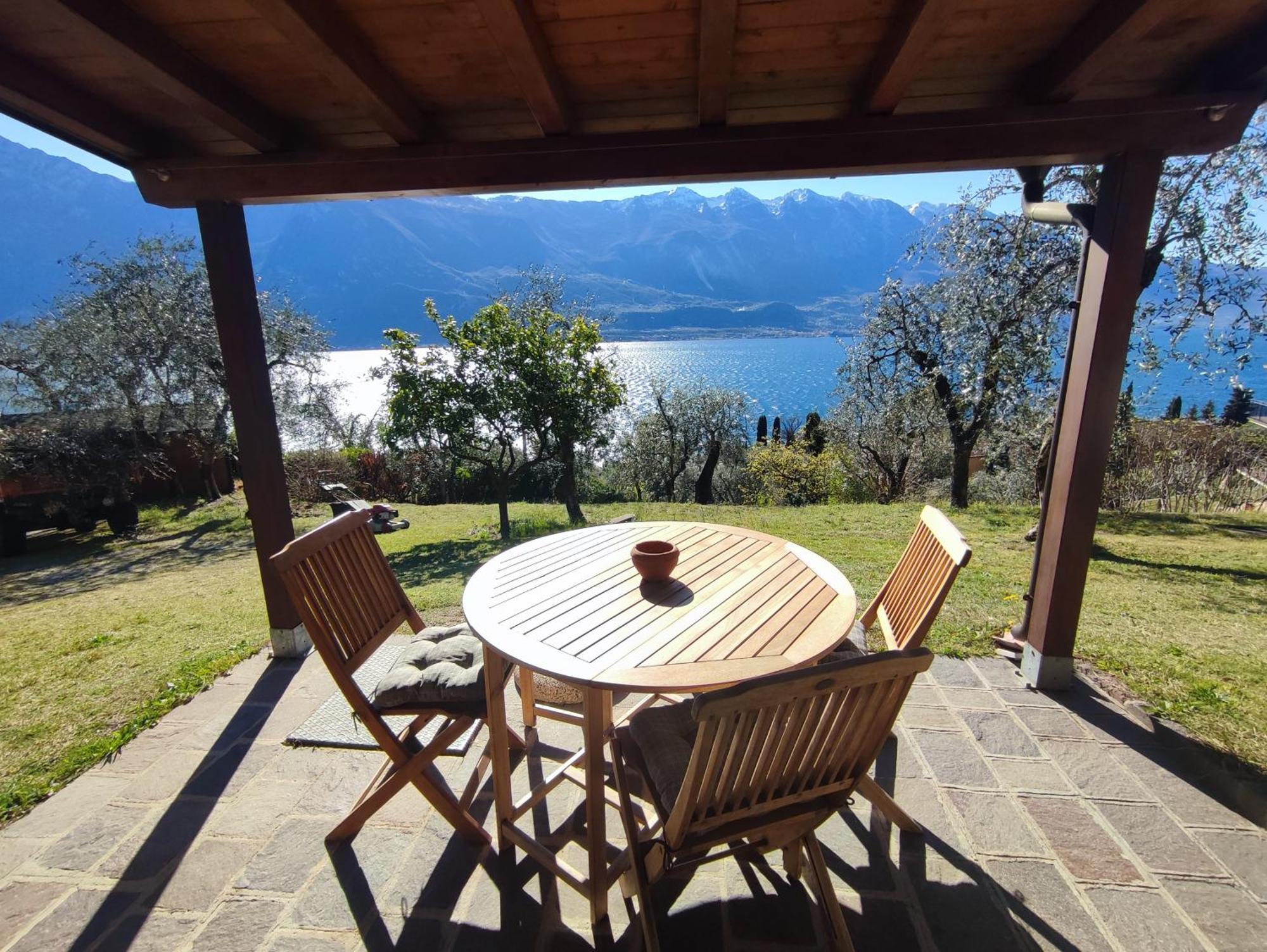 Appartamenti Helios Limone sul Garda Exterior photo